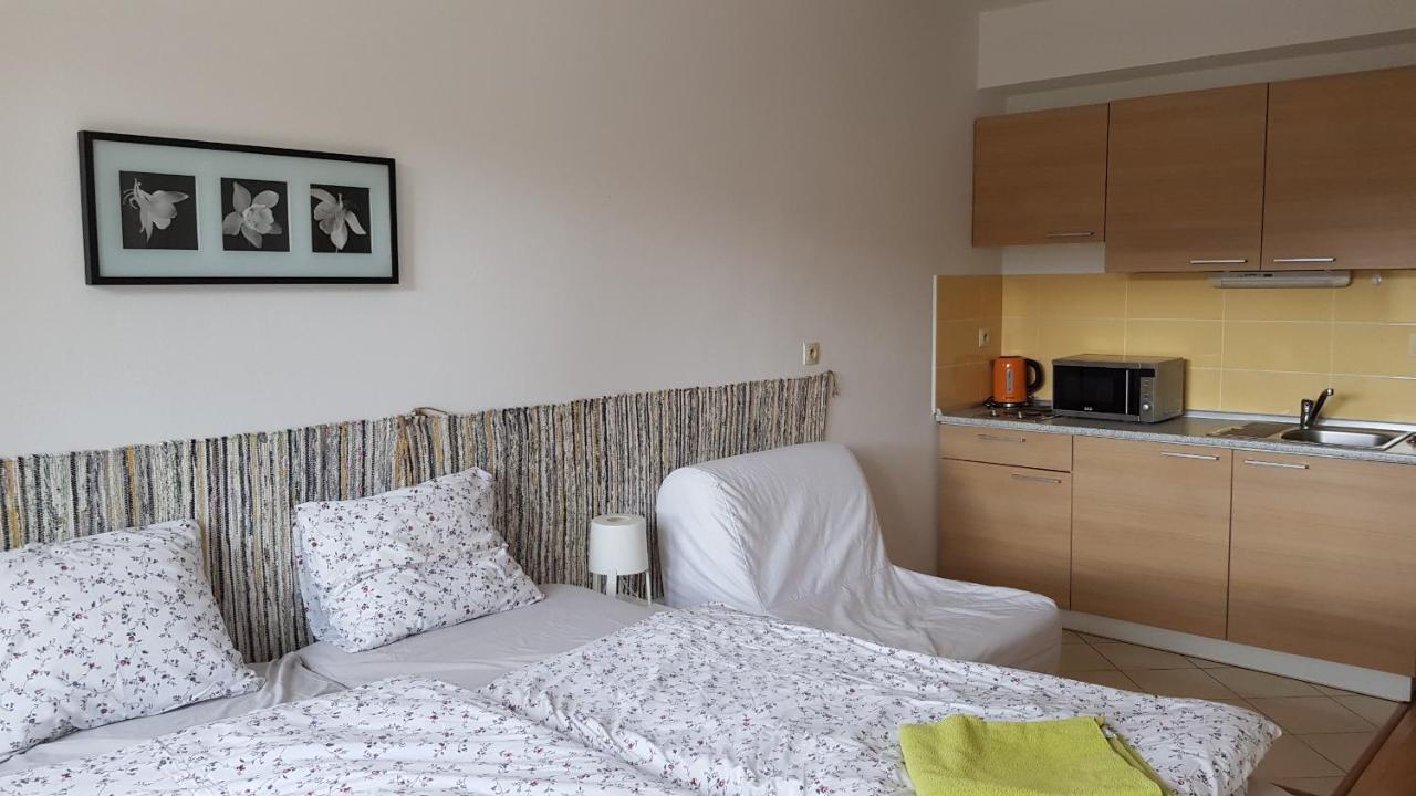Apartmany 33 A 8 Ad Kamzik Доновали Екстер'єр фото